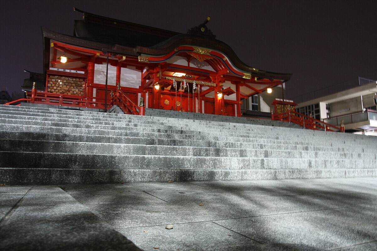 Ciekawe miejsca w Japonii: świątynia Hanazono-jinja (Tokio)