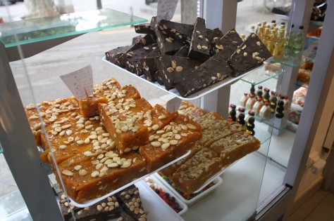 56 IMG_3297 Pan de naranja con almendra tipico de Mallorca