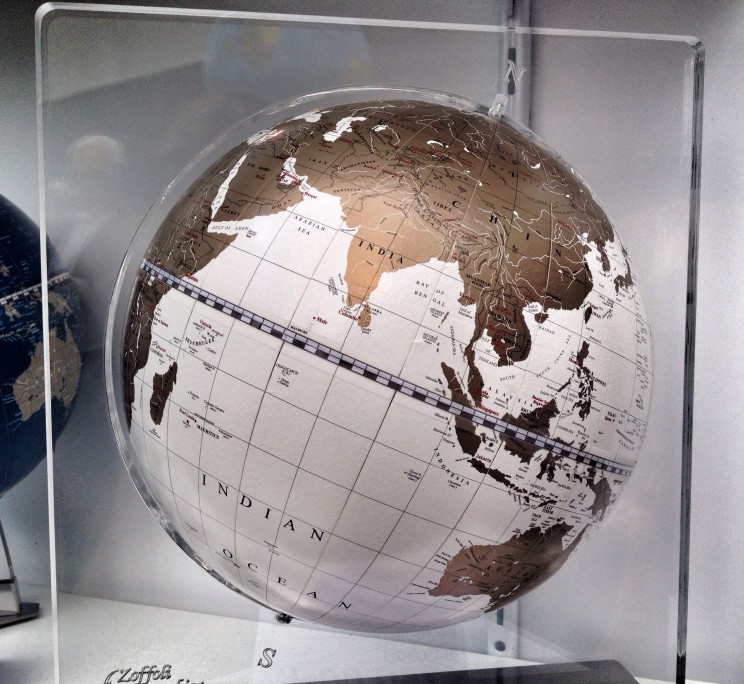 Piekny globus - prezent dla podróżnika