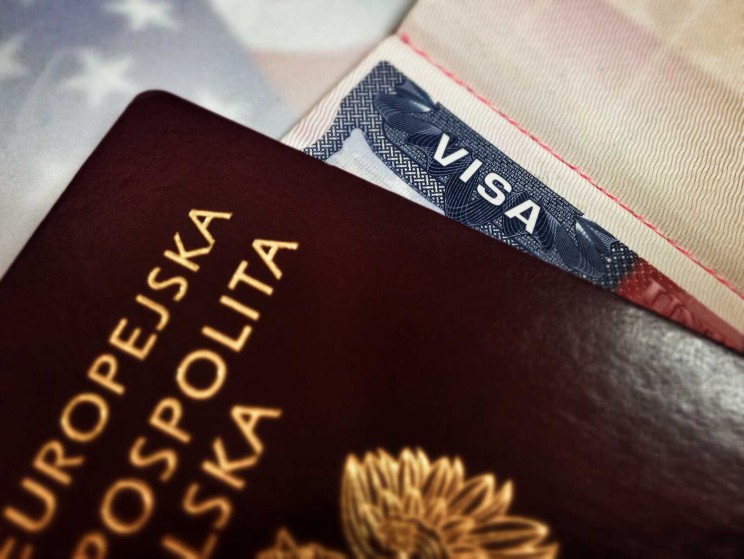 Wiza do USA w starym paszporcie nie traci ważności 