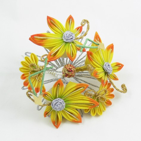 Kanzashi by Wisteria Gardens
