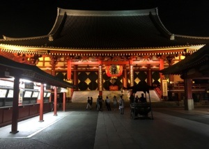 Ciekawe miejsca w Japonii: świątynia Sensō-ji (Tokio)