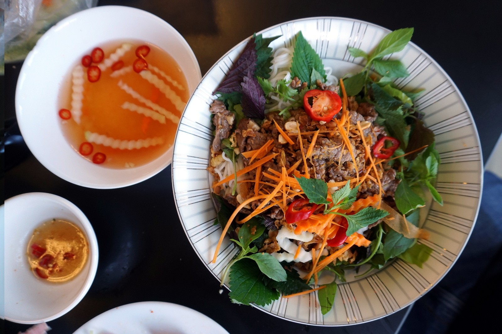 Kuchnia wietnamska - potrawy: bun bo nam bo