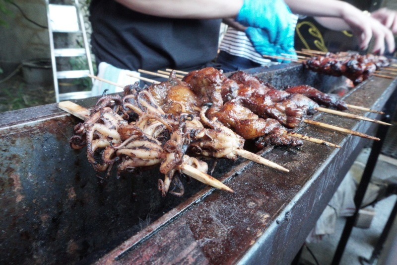 Kuchnia wietnamska - potrawy, których trzeba spróbować: wietnamski grill ośmiorniczki