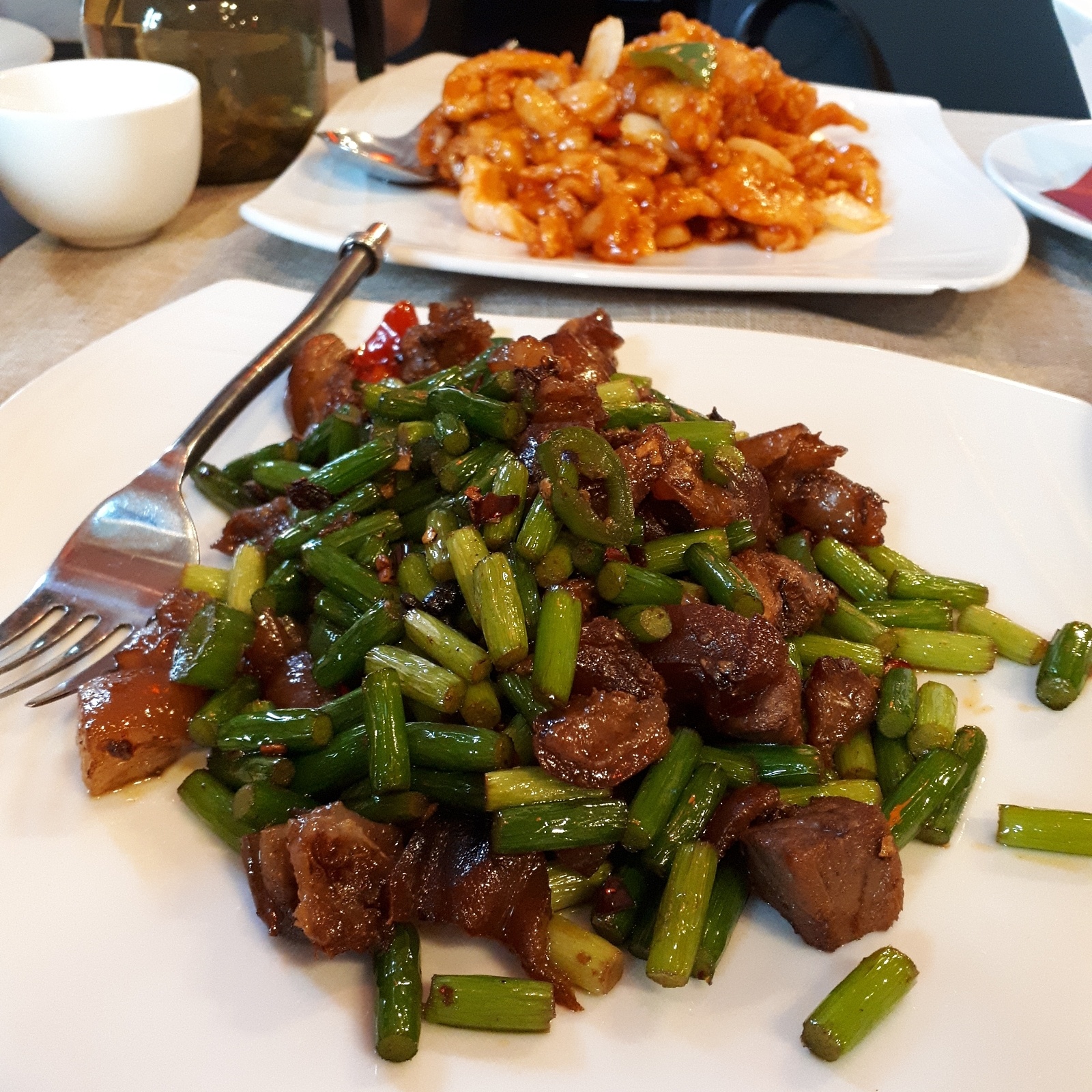 Tian House najlepsza chińska restauracja w Warszawie: golonka