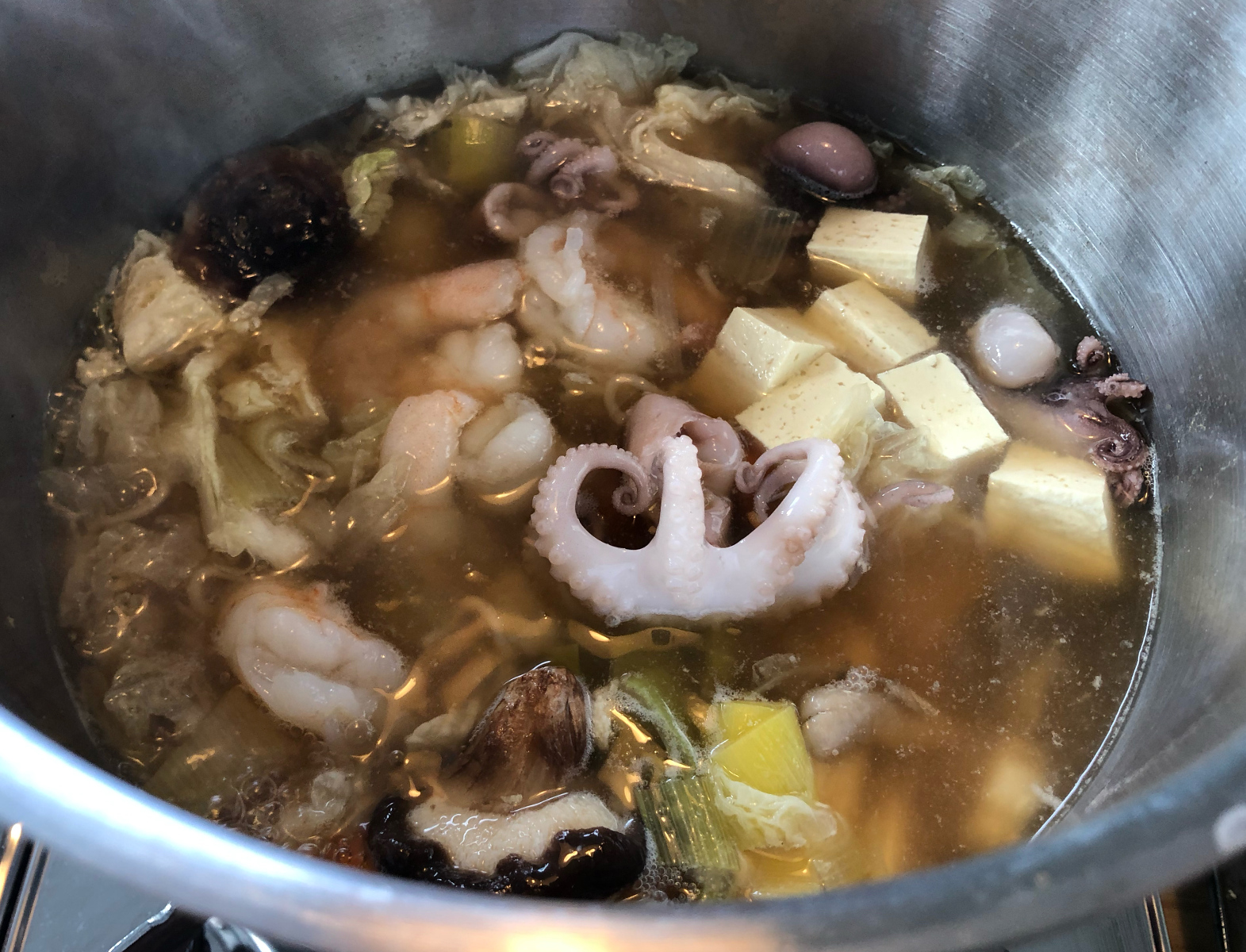 Nabe / nabemono: przepis na yosenabe z owocami morza